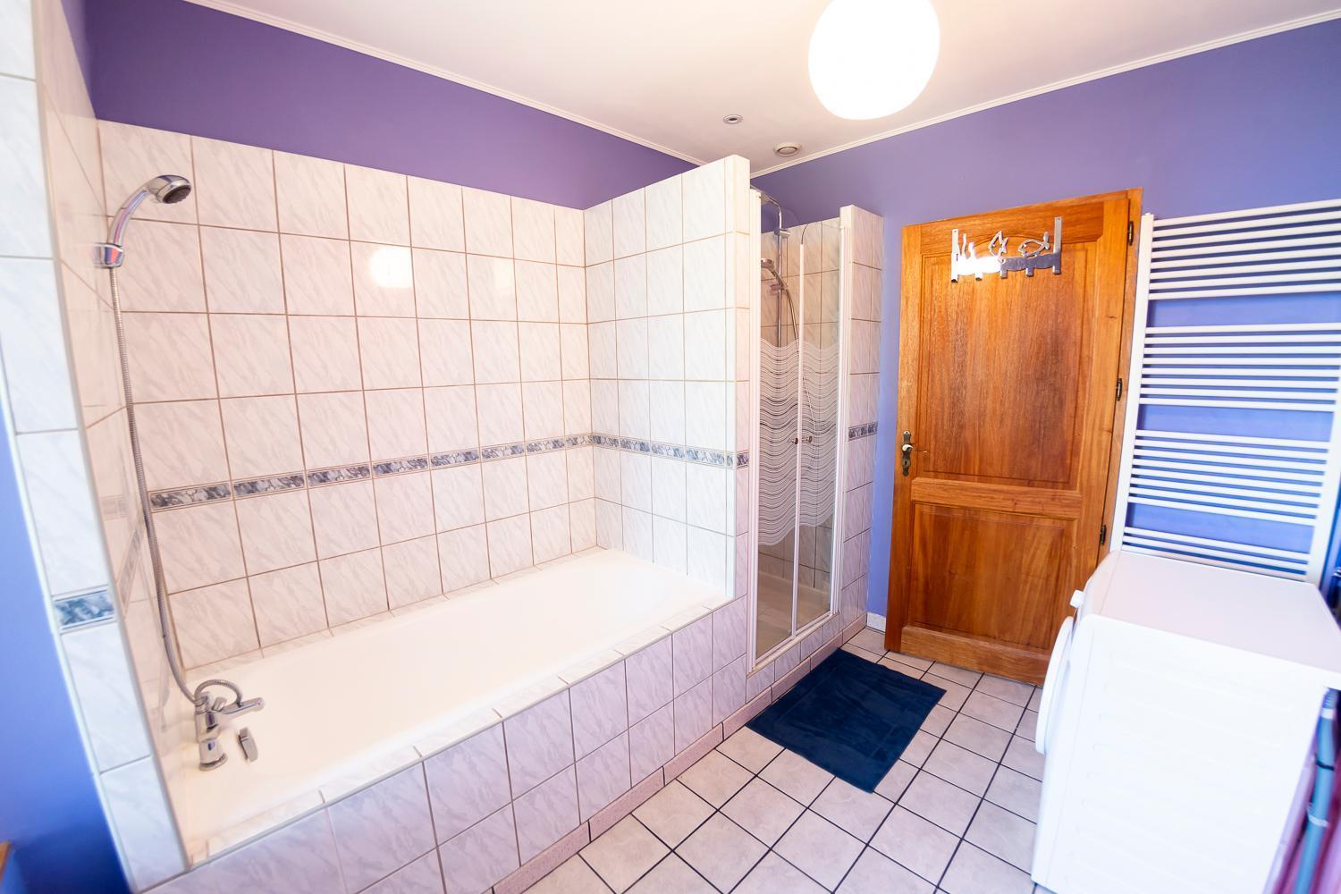 L'Enchantraine - Gite Tout Confort Et Tarif Tout Inclus - Appartement Spacieux Et Accueillant Sur Épinal Exteriör bild